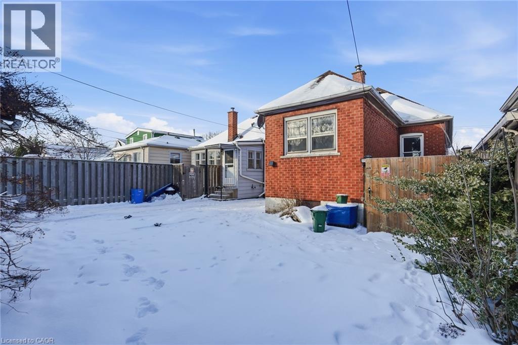 246 Cope Street, Hamilton, ON - Outdoor