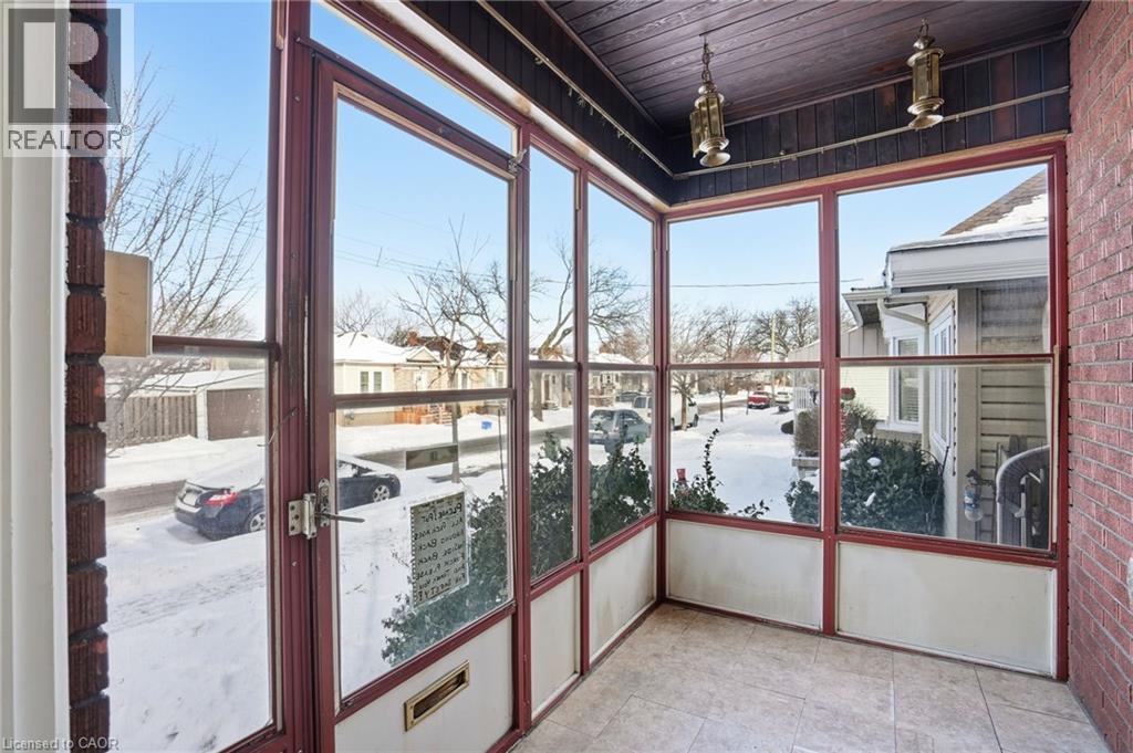 246 Cope Street, Hamilton, ON - With Exterior