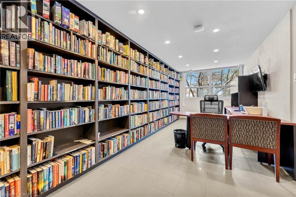 700 Dynes Road Unit# 616, Burlington, ON - Indoor Photo Showing Office