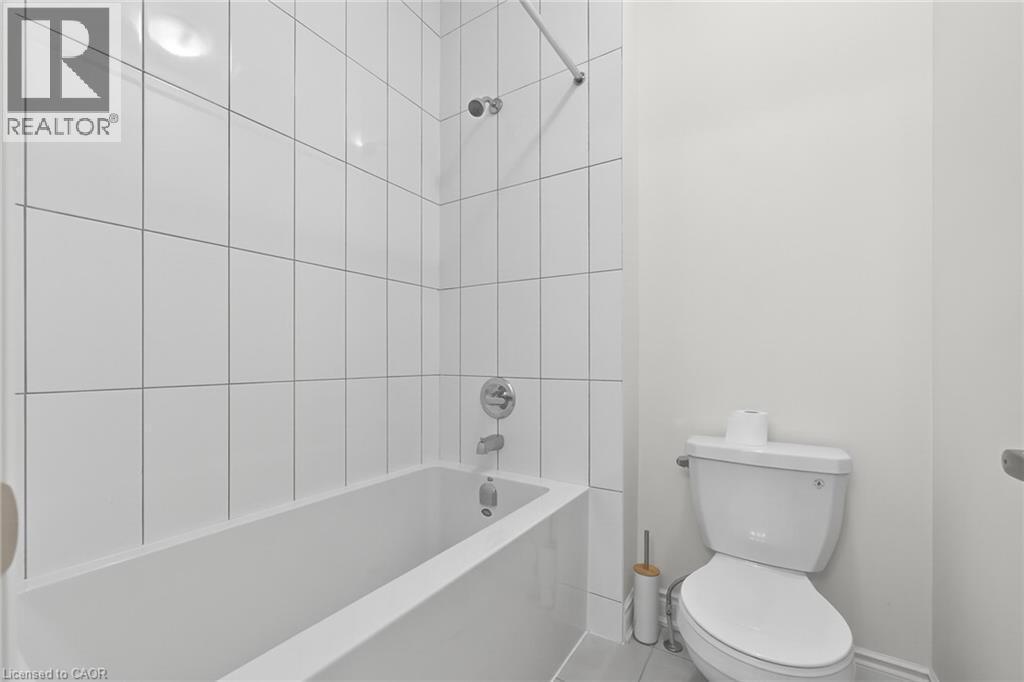 47 Bloomfield Crescent, Cambridge, ON - Indoor Photo Showing Bathroom