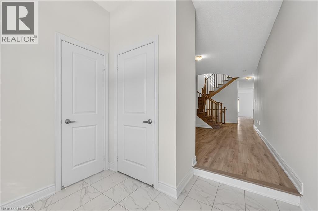 47 Bloomfield Crescent, Cambridge, ON - Indoor Photo Showing Other Room