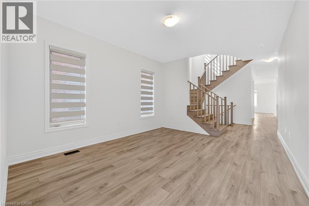 47 Bloomfield Crescent, Cambridge, ON - Indoor Photo Showing Other Room