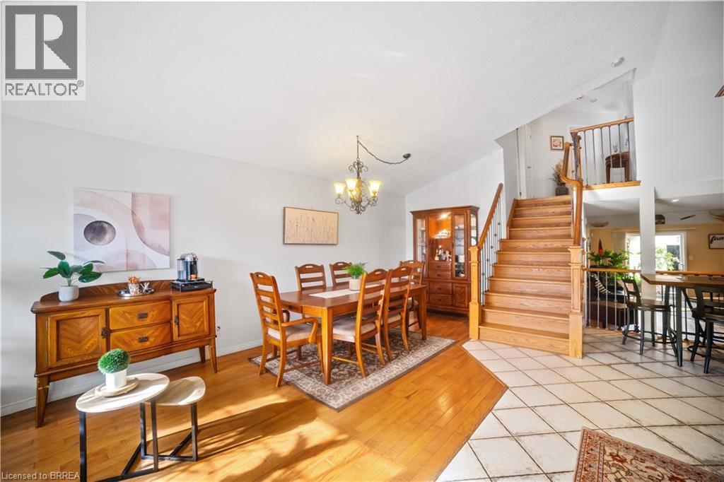 6 Bridgette Drive, Hamilton, ON - Indoor Photo Showing Other Room