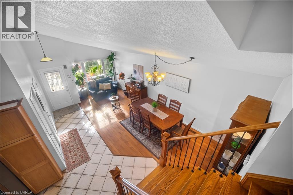 6 Bridgette Drive, Hamilton, ON - Indoor Photo Showing Other Room