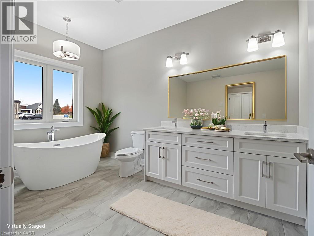 149 Willowbrook Drive, Welland, ON - Indoor Photo Showing Bathroom