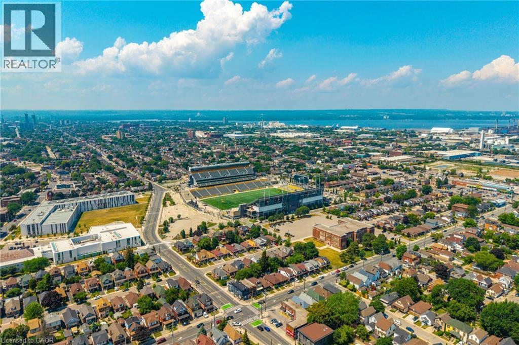 52 Connaught Avenue N, Hamilton, ON - Outdoor With View