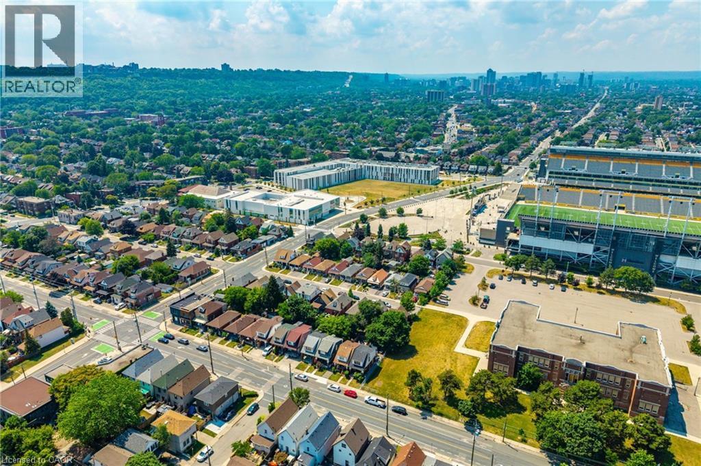 52 Connaught Avenue N, Hamilton, ON - Outdoor With View