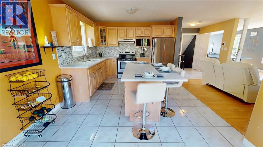 51 Highgate Road, Kitchener, ON - Indoor Photo Showing Kitchen
