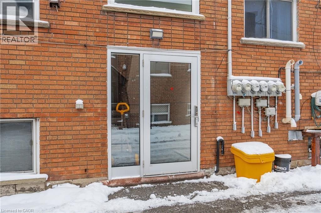 253 Mohawk Road E, Hamilton, ON - Outdoor With Exterior