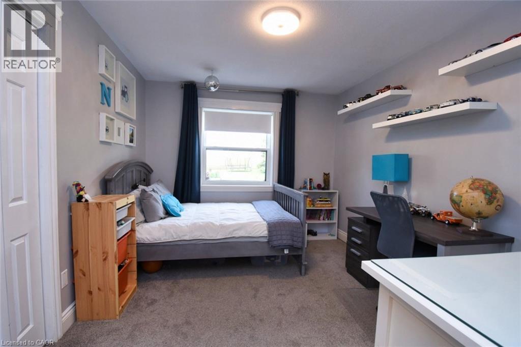 1284 Highway 54, Caledonia, ON - Indoor Photo Showing Bedroom