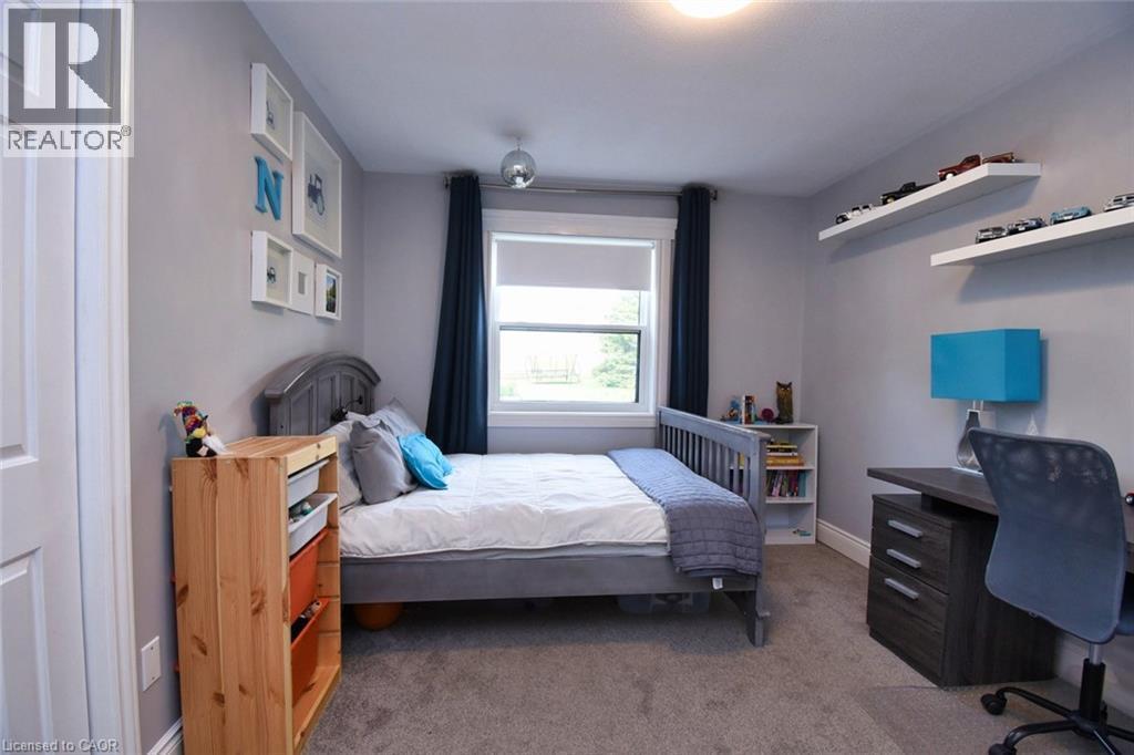 1284 Highway 54, Caledonia, ON - Indoor Photo Showing Bedroom