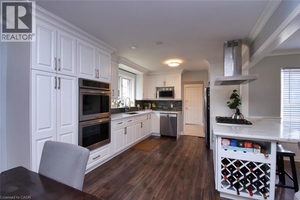 1284 Highway 54, Caledonia, ON - Indoor Photo Showing Kitchen With Stainless Steel Kitchen