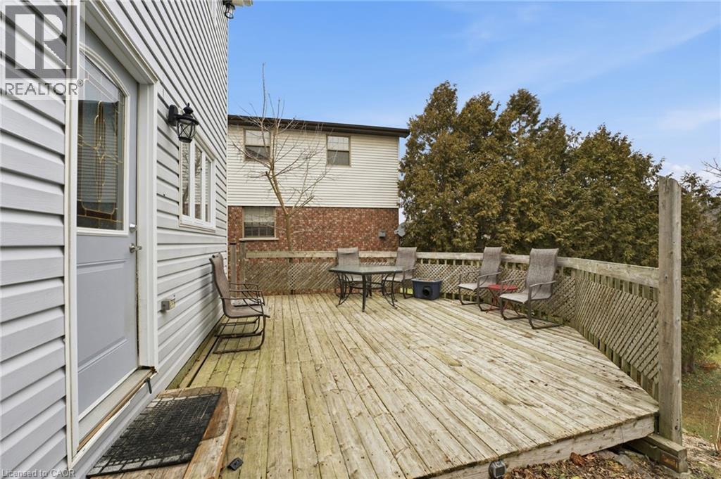 430 Winniett Street, Caledonia, ON - Outdoor With Deck Patio Veranda With Exterior