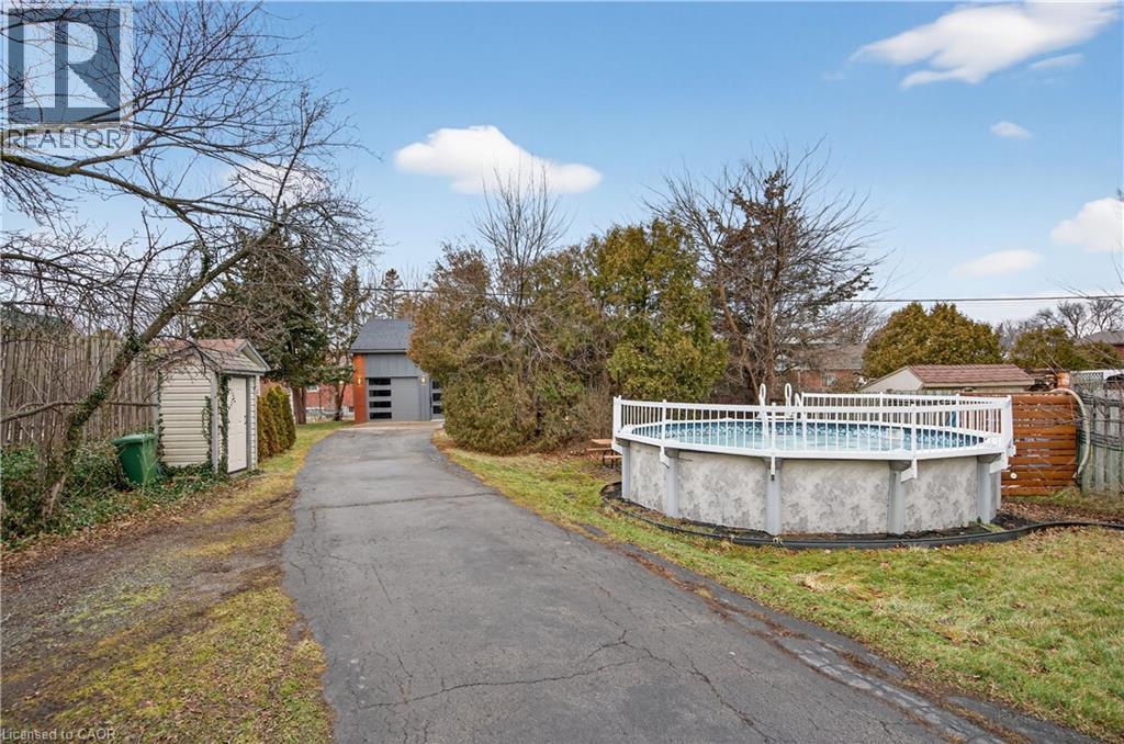 486 East 38Th Street, Hamilton, ON - Outdoor With Above Ground Pool