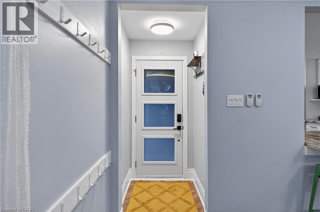 486 East 38Th Street, Hamilton, ON - Indoor Photo Showing Other Room