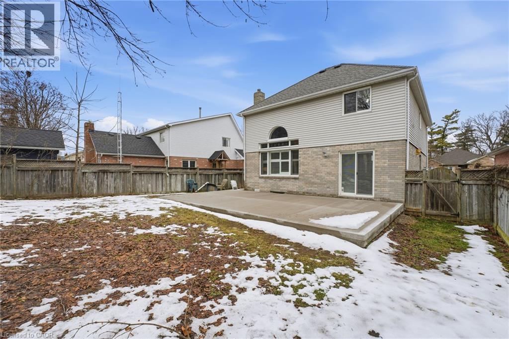 68 Fairlake Drive, Cambridge, ON - Outdoor