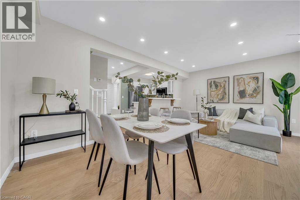 540 Mariner Drive, Waterloo, ON - Indoor