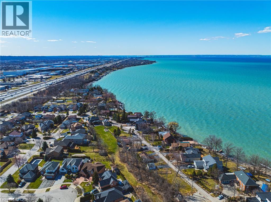 19 Liuna Court, Hamilton, ON - Outdoor With Body Of Water With View