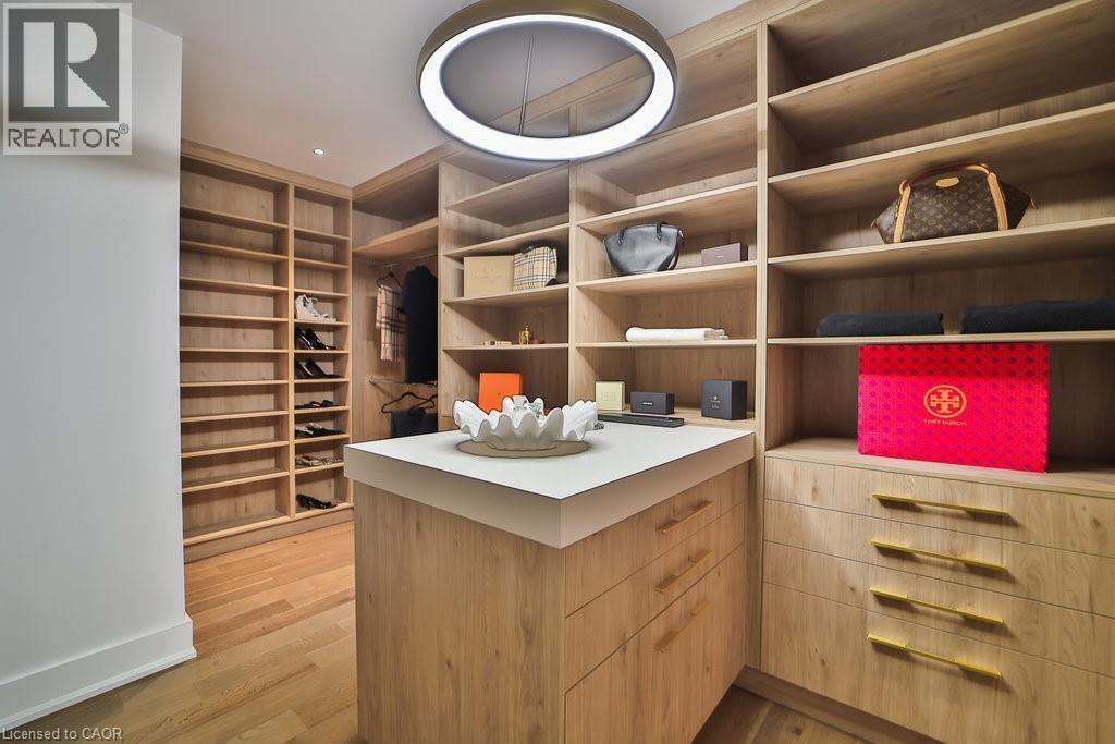 2284 Sideroad 1, Burlington, ON - Indoor