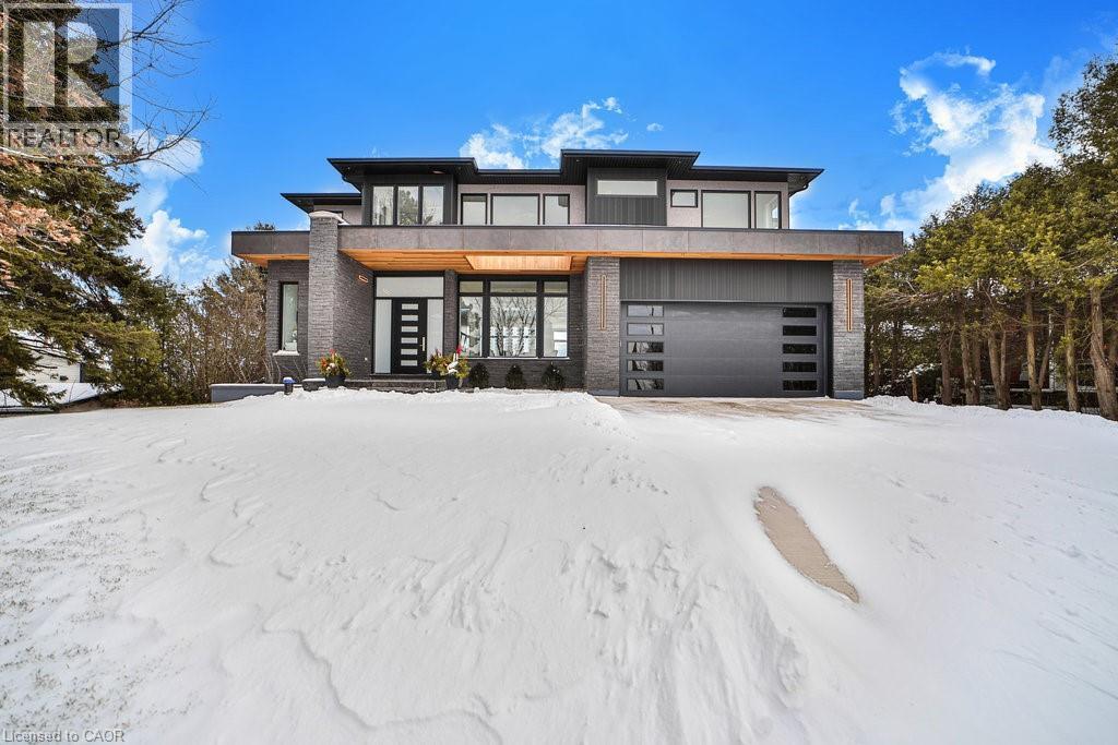 2284 Sideroad 1, Burlington, ON - Outdoor With Facade