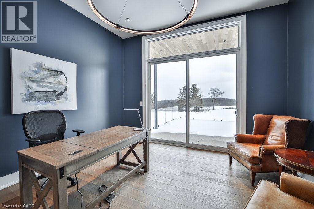 2284 Sideroad 1, Burlington, ON - Indoor Photo Showing Office