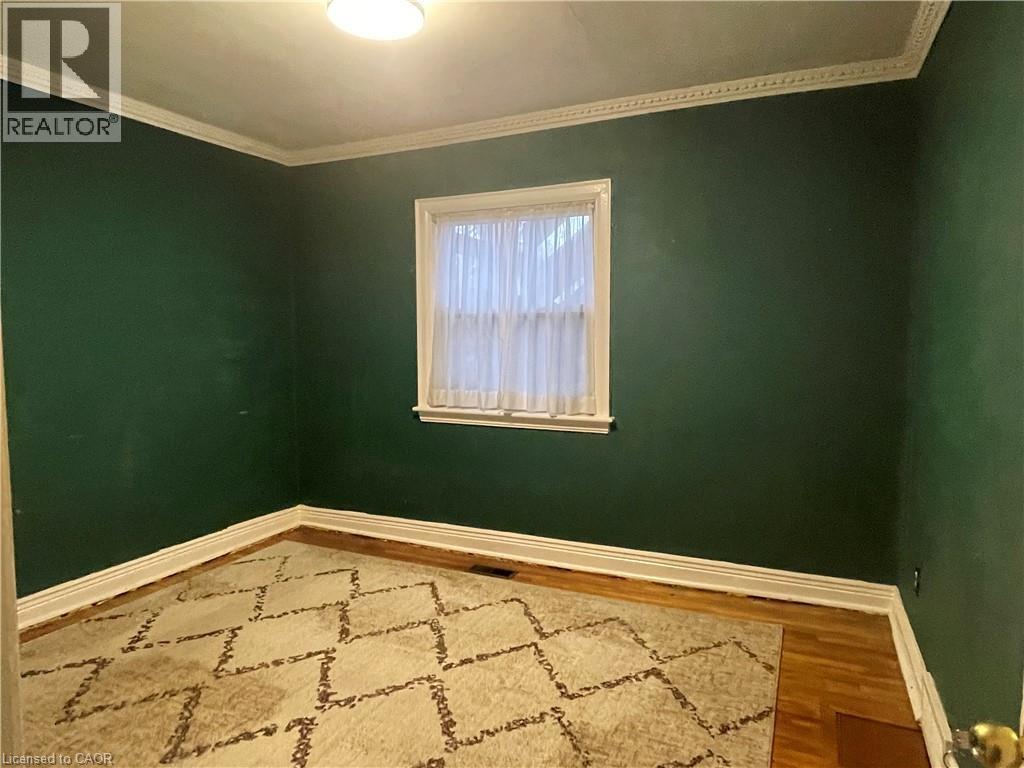 1028 Main Street W, Hamilton, ON - Indoor Photo Showing Other Room