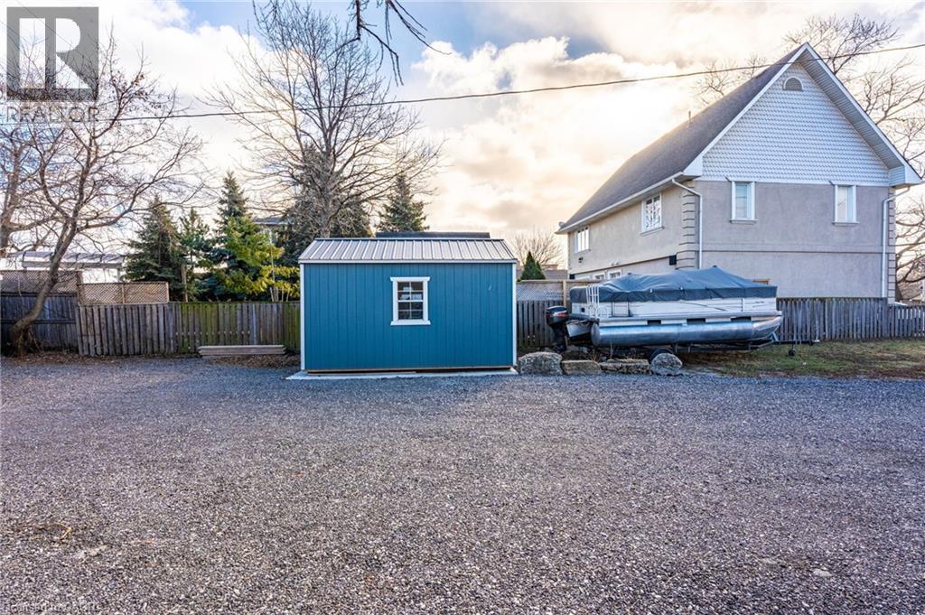 735 Beach Boulevard, Hamilton, ON - Outdoor