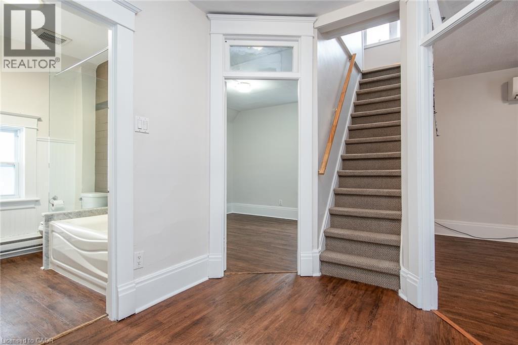 94 Scott Street, Kitchener, ON - Indoor