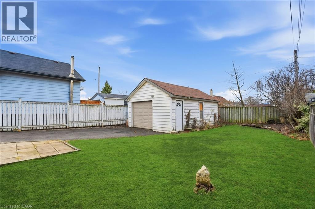 190 Mead Avenue, Hamilton, ON - Outdoor