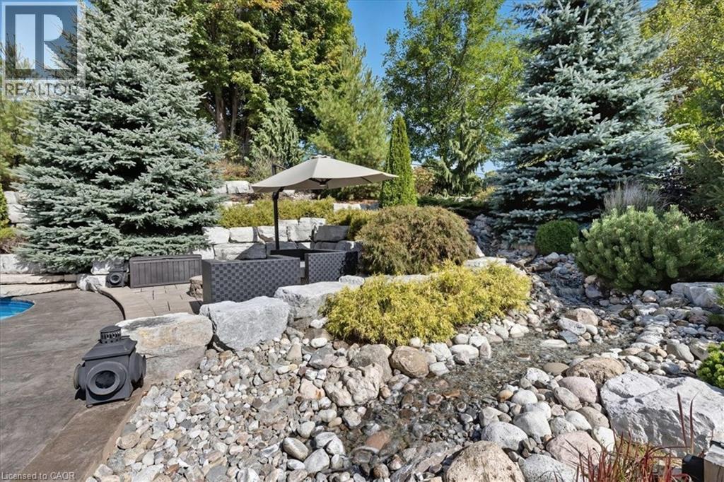 237 River Birch Street, Kitchener, ON - Outdoor