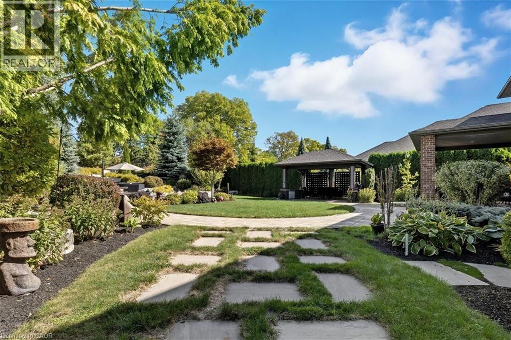 237 River Birch Street, Kitchener, ON - Outdoor