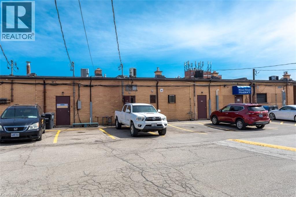 2049 Mount Forest Drive, Burlington, ON