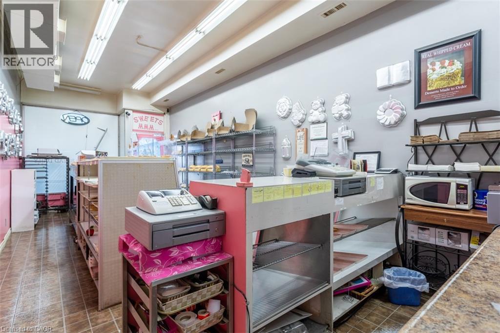 2049 Mount Forest Drive, Burlington, ON