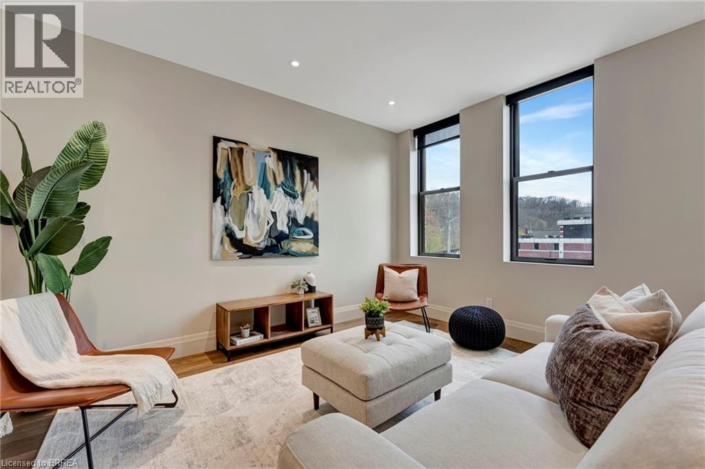 7 Grand River Street N Unit# 202, Paris, ON - Indoor