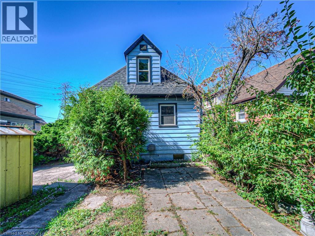 backyard patio - 20 Beatty Avenue, Hamilton, ON - Outdoor