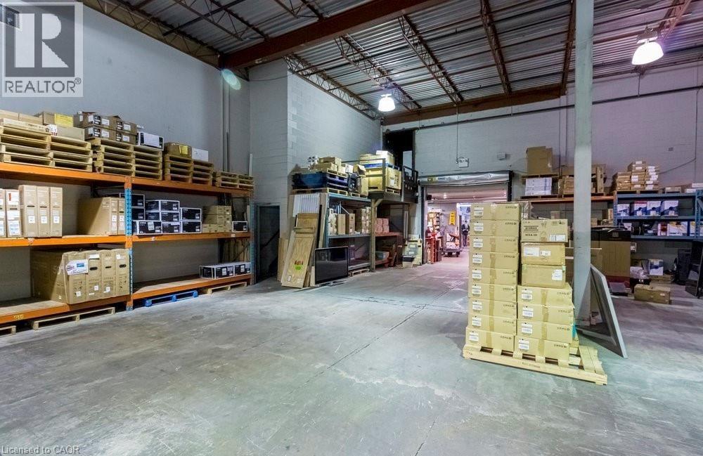 1325 Barton Street E, Hamilton, ON