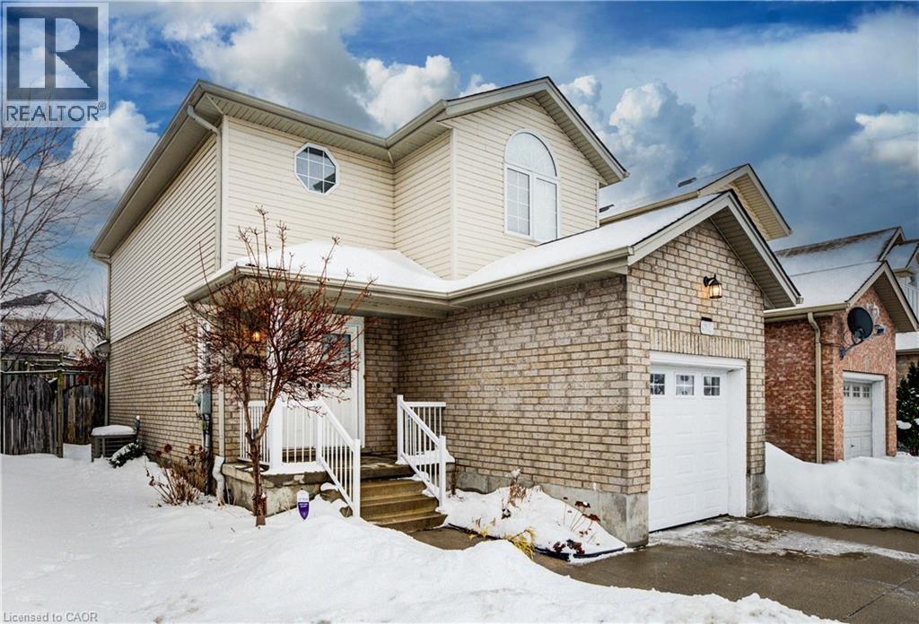 524 Windflower Crescent, Kitchener, ON - Outdoor