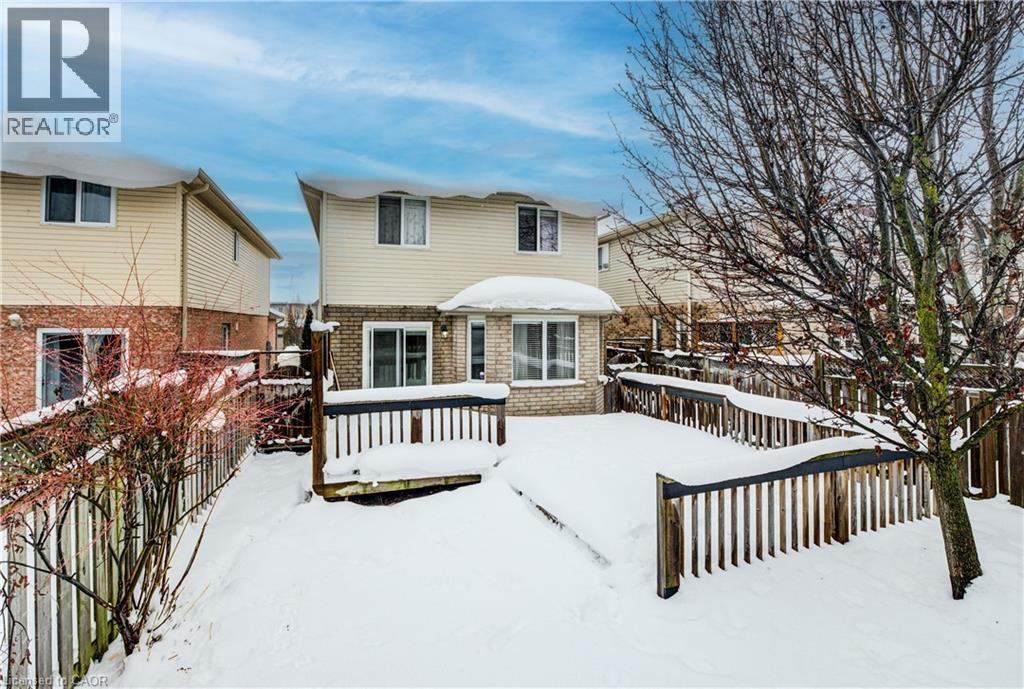 524 Windflower Crescent, Kitchener, ON - Outdoor