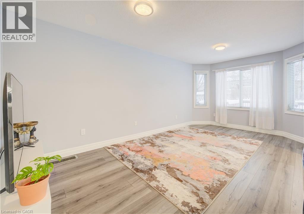 524 Windflower Crescent, Kitchener, ON - Indoor Photo Showing Other Room