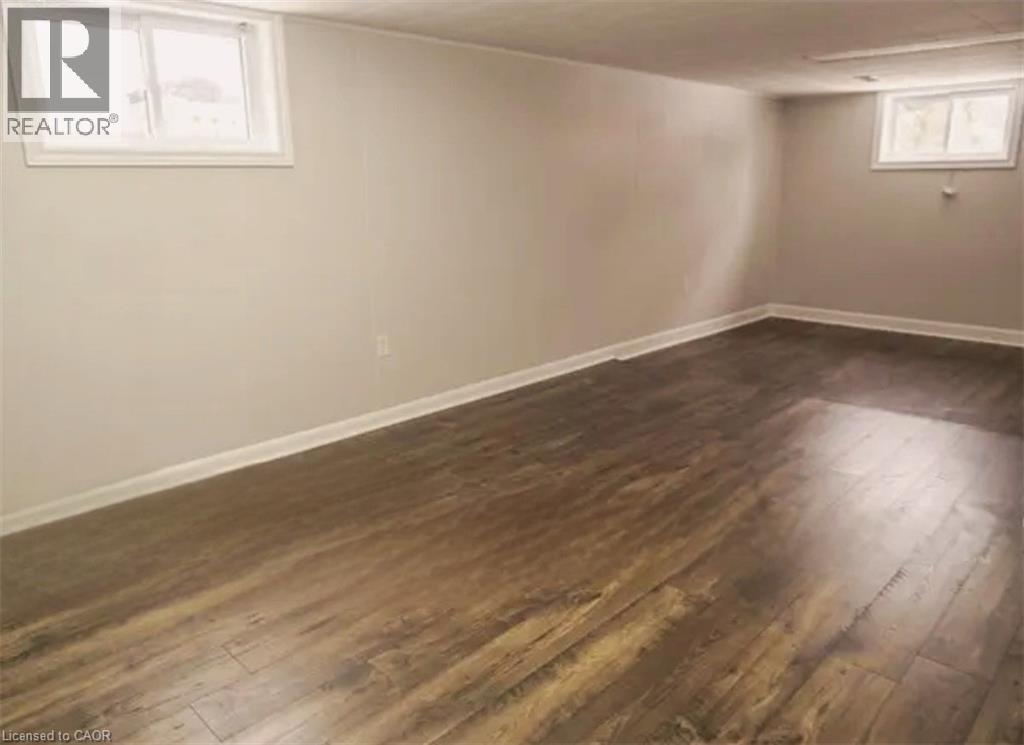 7 Maitland Avenue, Hamilton, ON - Indoor Photo Showing Other Room