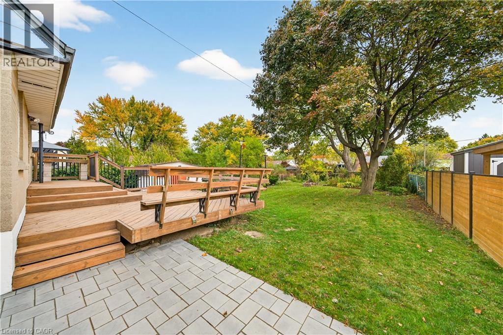 View of yard with a deck - 421 East 36Th Street, Hamilton, ON - Outdoor With Deck Patio Veranda