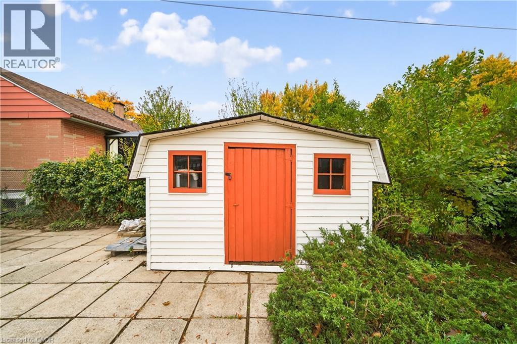 421 East 36Th Street, Hamilton, ON - Outdoor With Exterior