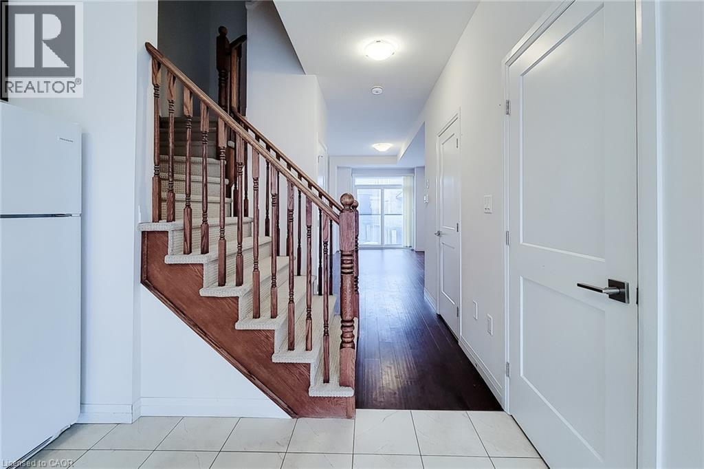 30 Times Square Boulevard Unit# 228, Stoney Creek, ON - Indoor Photo Showing Other Room