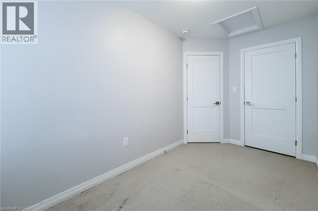 30 Times Square Boulevard Unit# 228, Stoney Creek, ON - Indoor Photo Showing Other Room