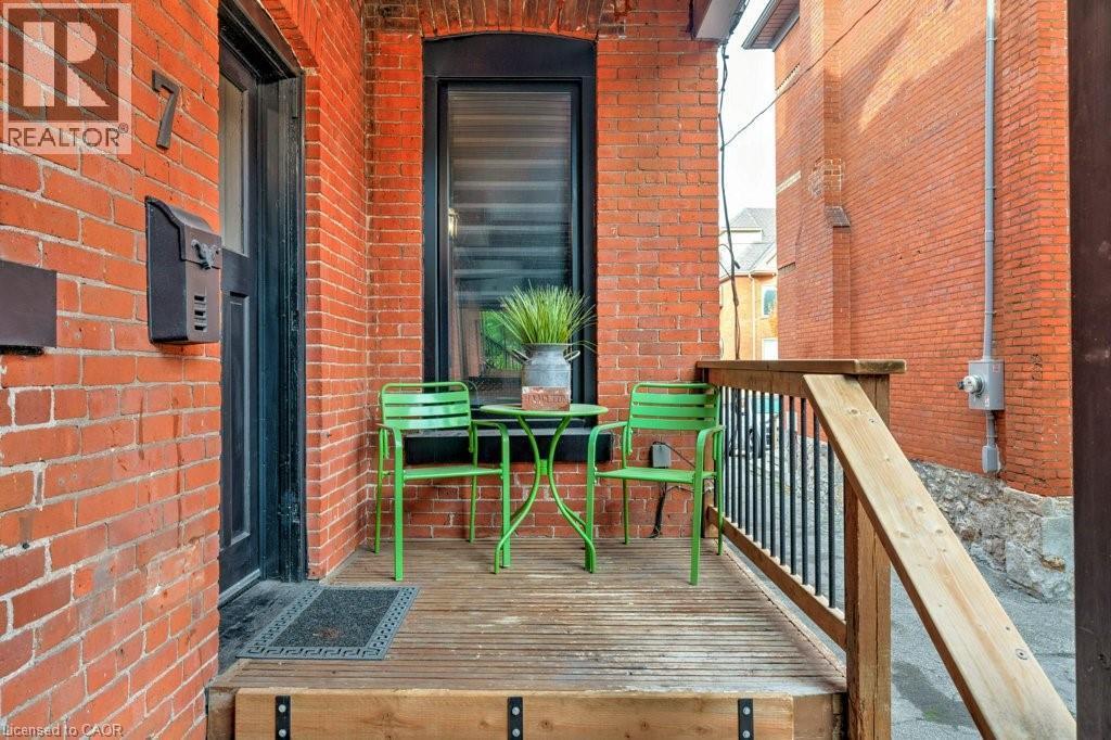 7 Homewood Avenue, Hamilton, ON - Outdoor With Exterior