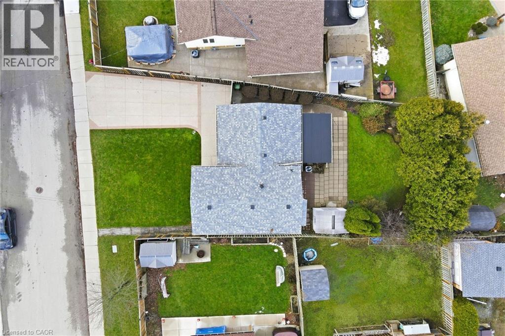 38 Coral Drive, Hamilton, ON - Outdoor