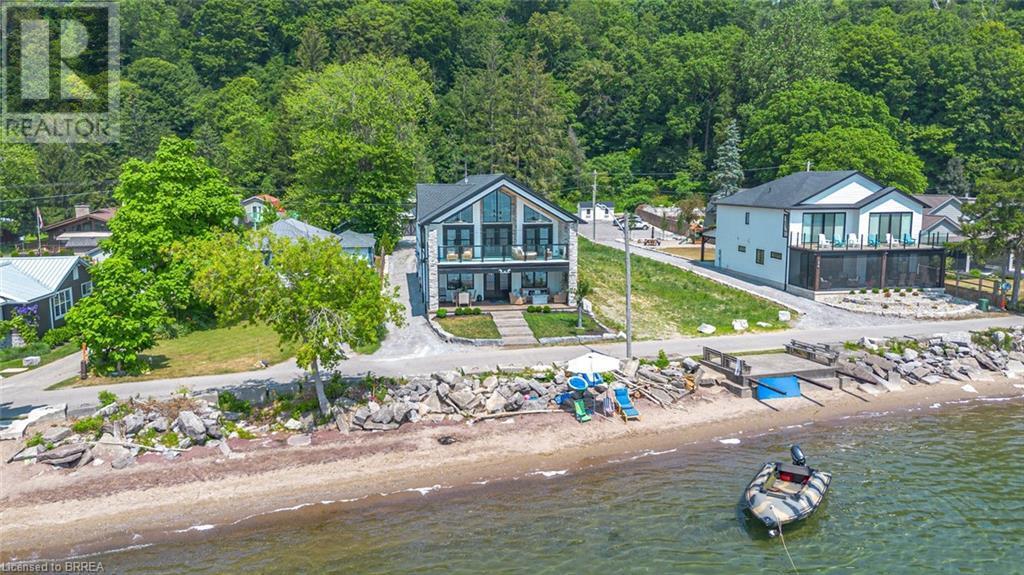 33 Cedar Drive, Turkey Point, ON - Outdoor With Body Of Water