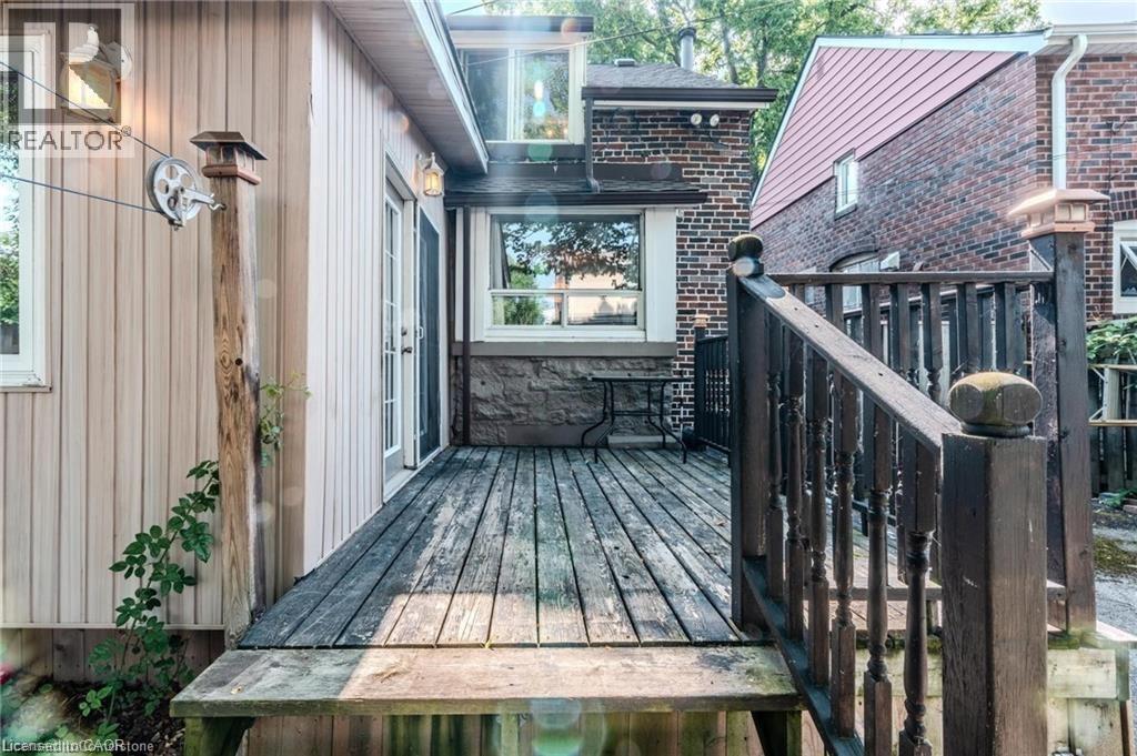 95 Paradise Road N, Hamilton, ON - Outdoor