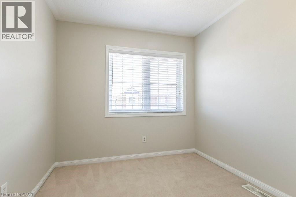 470 Beach Boulevard Unit# 8, Hamilton, ON - Indoor Photo Showing Other Room
