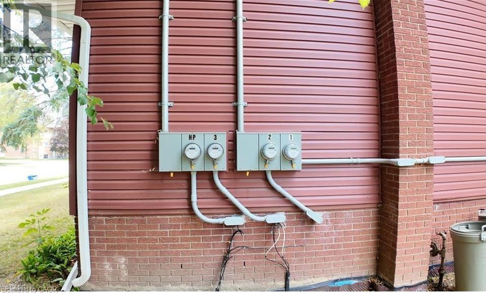 379 Holly Street, Waterloo, ON - Outdoor With Exterior